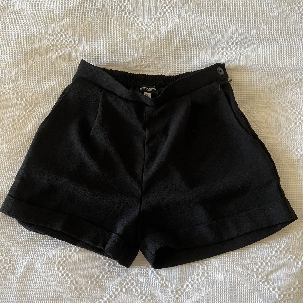 American Apparel, Size Medium, Black Trouser high waisted short
